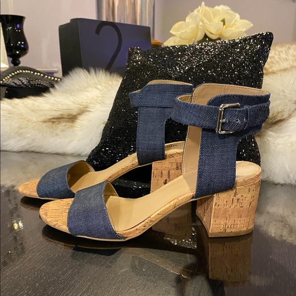 Beautiful Sandal DEMIN ✨ Ankle strap✨ Used only once, no defects, no damage - Picture 3 of 16